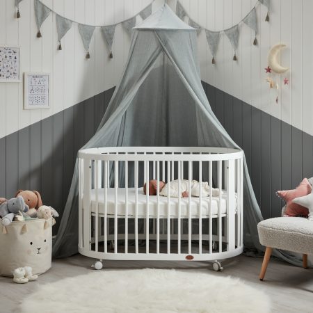 Boori cot square with model