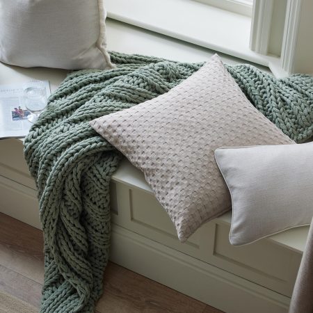 window-seat-set